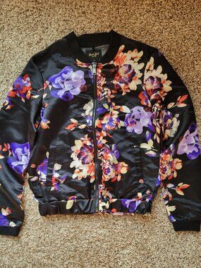 Brave Soul Cropped Black Floral Satin Bomber (size 4)